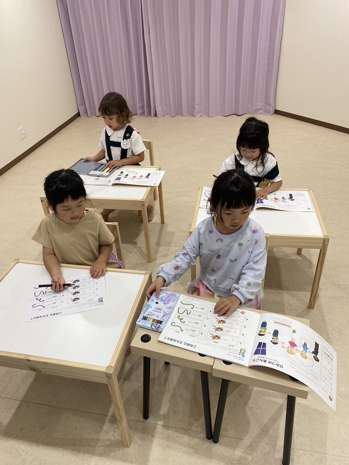 様々な小道具を使って鍵盤のお勉強♪ | 住吉区・阿倍野区帝塚山のドレミきらきらピアノ・ドラム・リトミック教室| 阿倍野区帝塚山のピアノ・ドラム ...
